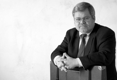 Flukinger, Roy 2002